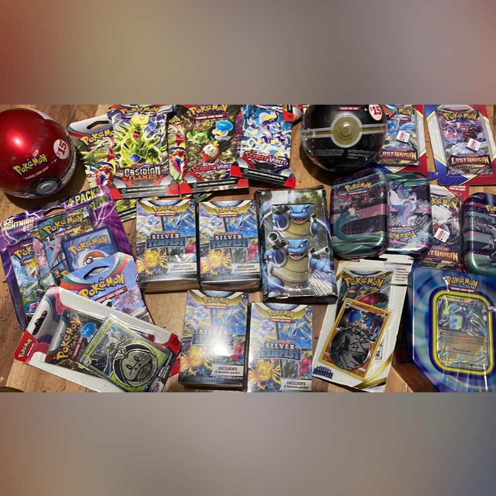 Mystery Pokémon Card Bundle